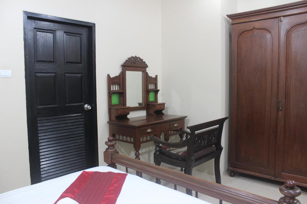 Freedom Kata Hotel Bagian luar foto